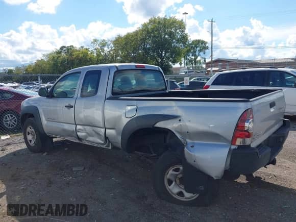 2009 Toyota Tacoma z VIN 5TEUX42N49Z640383, wystawiony jako IAAI lot #43307796 z przebiegiem 265 528 mil mil oraz . Historia ofert i sprzedaży dostępna na DreamBid. Obrazek 14.