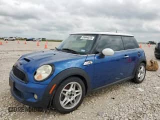 2009 MINI Hardtop S with VIN WMWMF735X9TT94776, listed as a Copart auction lot 55684075 with Not provided miles and Clean title. Bid and sale history available at DreamBid. Image 1.