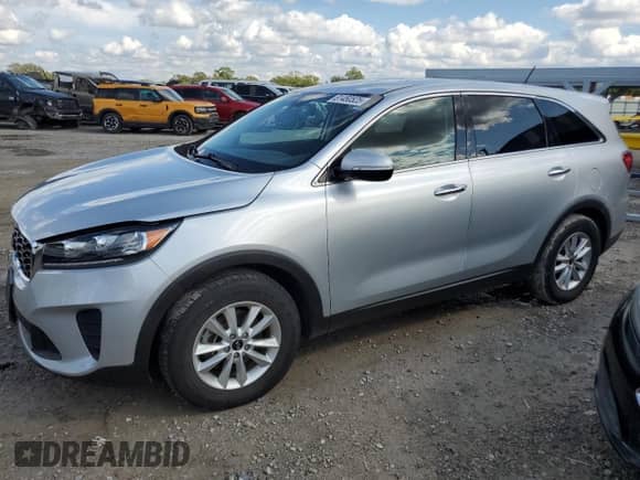 2019 Kia Sorento LX with VIN 5XYPG4A37KG534118, listed as a Copart auction lot 81450525 with 115,769 mi miles and Salvage title. Bid and sale history available at DreamBid. Image 1.