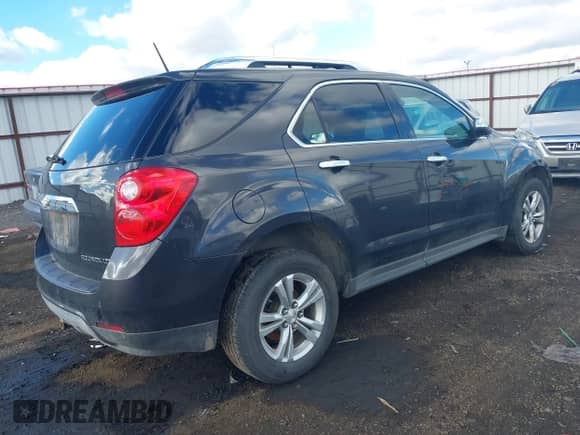2013 Chevrolet Equinox LTZ z VIN 2GNFLGEK7D6297938, wystawiony jako IAAI lot #43508427 z przebiegiem 208 854 mil mil oraz . Historia ofert i sprzedaży dostępna na DreamBid. Obrazek 4.