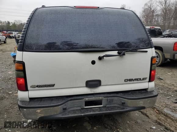 2004 Chevrolet Tahoe LS с VIN 1GNEK13V94J296124, выставлен на аукционе Copart как лот 85207644 с пробегом Не указан миль и Списание • Salvage title. История ставок и продаж доступна на DreamBid. Изображение 6.