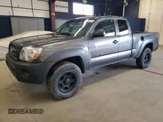 2011 Toyota Tacoma с VIN 5TFUX4EN7BX002654, выставлен на аукционе Copart как лот 89664675 с пробегом 270 858 миль миль и Чистый • Clean title. История ставок и продаж доступна на DreamBid. Изображение 1.