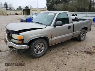 2003 GMC Sierra 1500 Work Truck с VIN 1GTEC14VX3Z342242, выставлен на аукционе Copart как лот 45033015 с пробегом Не указан миль и Чистый • Clean title. История ставок и продаж доступна на DreamBid. Изображение 1.