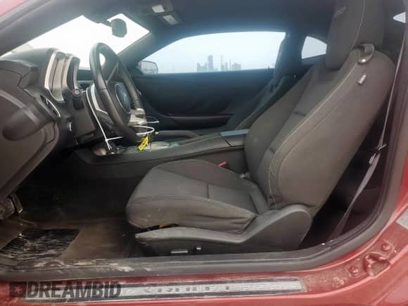 2010 Chevrolet Camaro 1SS с VIN 2G1FJ1EJXA9189433, выставлен на аукционе Copart как лот 57400455 с пробегом 136 278 миль миль и Списание • Salvage title. История ставок и продаж доступна на DreamBid. Изображение 7.