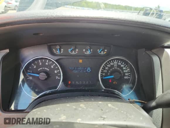 2013 Ford F-150 XL с VIN 1FTFW1EF4DFA80370, выставлен на аукционе Copart как лот 64759655 с пробегом 258 677 миль миль и Списание • Salvage title. История ставок и продаж доступна на DreamBid. Изображение 9.