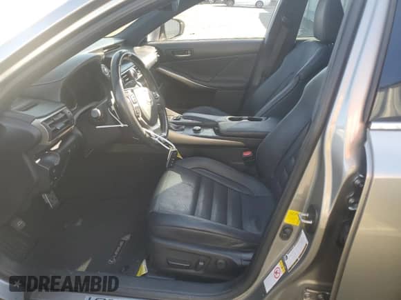 2019 Lexus IS 350 с VIN JTHBZ1D2XK5034029, выставлен на аукционе Copart как лот 83658204 с пробегом 83 636 миль миль и Списание • Salvage title. История ставок и продаж доступна на DreamBid. Изображение 7.