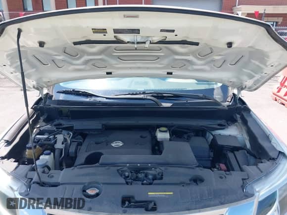 2014 Nissan Pathfinder Platinum with VIN 5N1AR2MN6EC732338, listed as a IAAI auction lot 42972442 with 138,900 mi miles and . Bid and sale history available at DreamBid. Image 10.