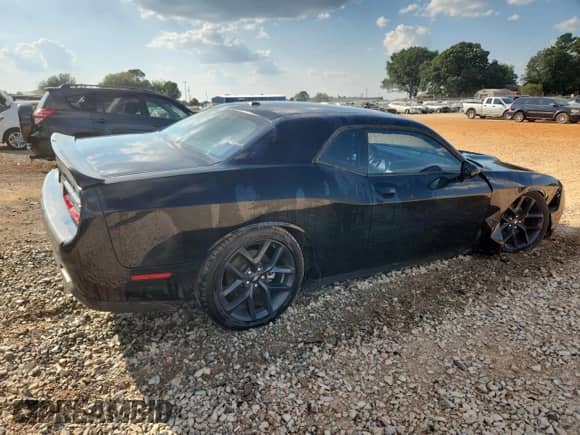 2023 Dodge Challenger GT with VIN 2C3CDZJG9PH625606, listed as a Copart auction lot 71991755 with 68,971 mi miles and Salvage title. Bid and sale history available at DreamBid. Image 3.