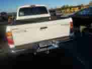 2002 Toyota Tacoma with VIN 5TEHN72N52Z000505, listed as a Copart auction lot 87218975 with 172,263 mi miles and Salvage title. Bid and sale history available at DreamBid. Image 6.