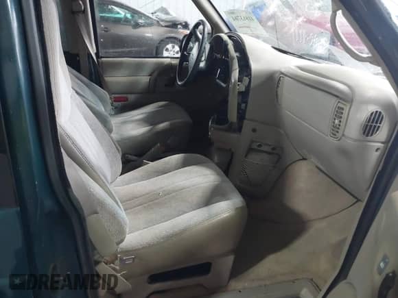 1996 Chevrolet Astro with VIN 1GNDM19W9TB148425, listed as a IAAI auction lot 41813704 with 246,935 mi miles and . Bid and sale history available at DreamBid. Image 5.