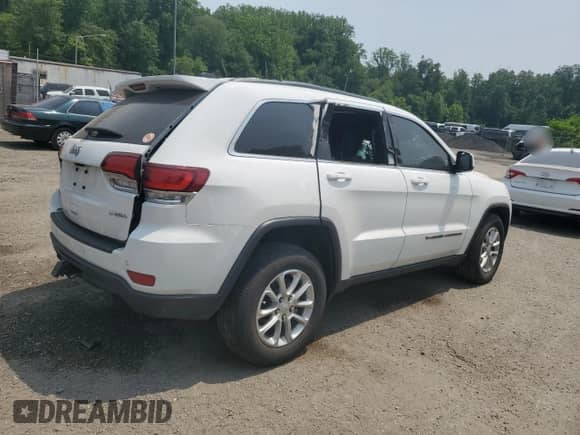 2022 Jeep Grand Cherokee Laredo E с VIN 1C4RJFAG8NC116538, выставлен на аукционе Copart как лот 59596745 с пробегом 42 479 миль миль и Списание • Salvage title. История ставок и продаж доступна на DreamBid. Изображение 3.