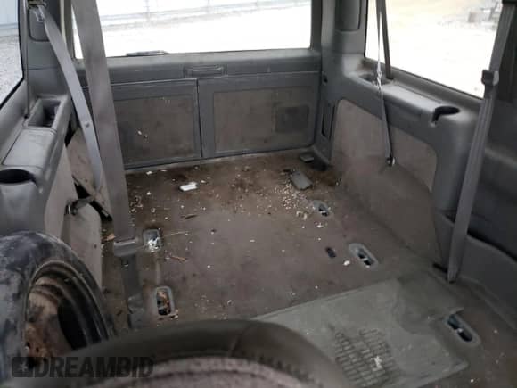 2000 Chevrolet Astro с VIN 1GNDM19W5YB181073, выставлен на аукционе Copart как лот 48576114 с пробегом Не указан миль и Списание • Salvage title. История ставок и продаж доступна на DreamBid. Изображение 10.
