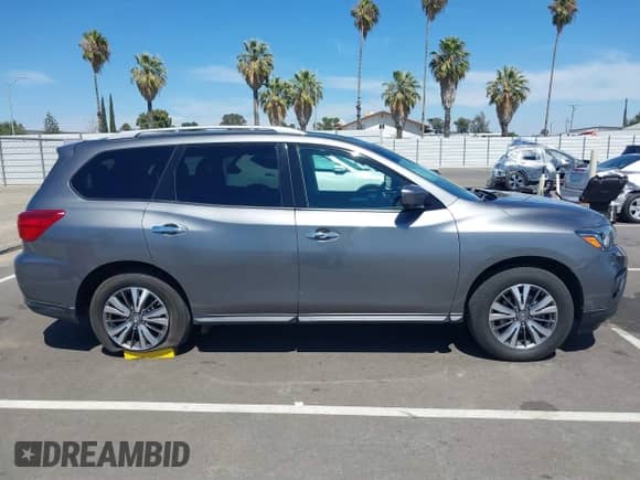 2020 Nissan Pathfinder SL with VIN 5N1DR2CM7LC582680, listed as a IAAI auction lot 42859520 with 96,407 mi miles and . Bid and sale history available at DreamBid. Image 13.