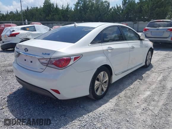 2013 Hyundai Sonata Limited z VIN KMHEC4A45DA093941, wystawiony jako IAAI lot #42287338 z przebiegiem 131 669 mil mil oraz . Historia ofert i sprzedaży dostępna na DreamBid. Obrazek 4.