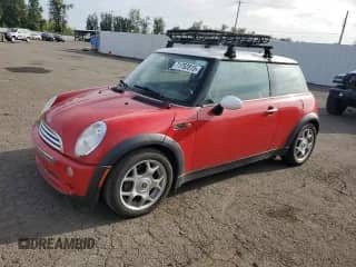 2006 MINI Hardtop with VIN WMWRC33526TK64252, listed as a Copart auction lot 71752815 with 118,980 mi miles and Clean title. Bid and sale history available at DreamBid. Image 1.