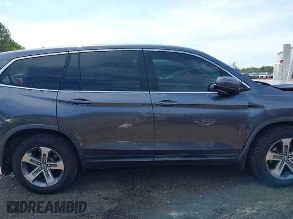 2017 Honda Pilot EX-L z VIN 5FNYF5H88HB009406, wystawiony jako IAAI lot #43081635 z przebiegiem 207 339 mil mil oraz . Historia ofert i sprzedaży dostępna na DreamBid. Obrazek 13.