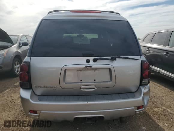 2006 Chevrolet TrailBlazer LS с VIN 1GNET16S766130091, выставлен на аукционе Copart как лот 56064775 с пробегом 119 491 миль миль и Чистый • Clean title. История ставок и продаж доступна на DreamBid. Изображение 6.