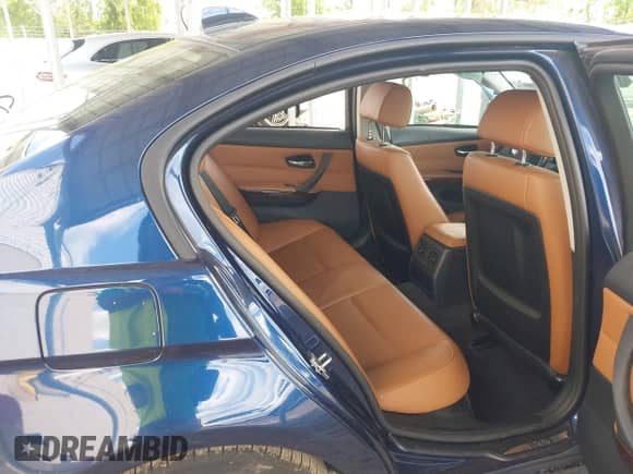 2011 BMW 3 Series 328i xDrive with VIN WBAPK5G5XBNN25769, listed as a IAAI auction lot 42212090 with 128,786 mi miles and . Bid and sale history available at DreamBid. Image 8.