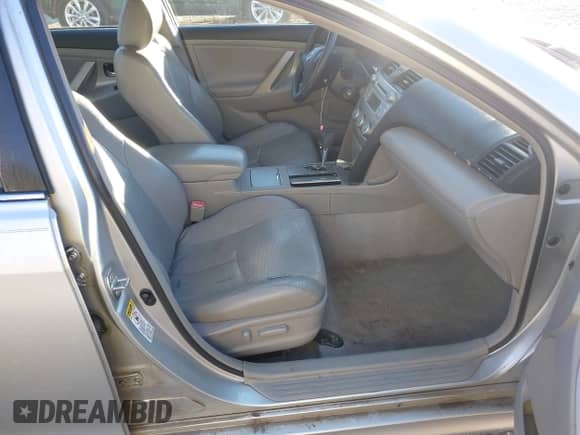 2007 Toyota Camry LE с VIN 4T1BK46K87U030686, выставлен на аукционе IAAI как лот 43497447 с пробегом 124 649 миль миль и . История ставок и продаж доступна на DreamBid. Изображение 5.