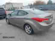 2013 Hyundai Elantra GLS z VIN 5NPDH4AEXDH233789, wystawiony jako IAAI lot #43572921 z przebiegiem 168 467 mil mil oraz . Historia ofert i sprzedaży dostępna na DreamBid. Obrazek 3.