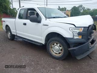 2015 Ford F-150 XLT z VIN 1FTEX1E85FFB25510, wystawiony jako IAAI lot #43026124 z przebiegiem 211 659 mil mil oraz . Historia ofert i sprzedaży dostępna na DreamBid. Obrazek 1.