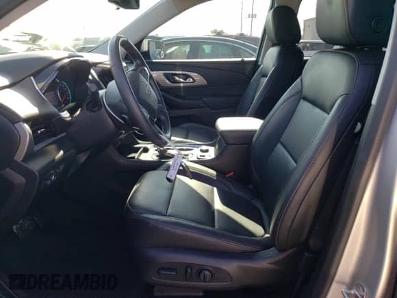 2020 Chevrolet Traverse RS with VIN 1GNERJKW2LJ139121, listed as a Copart auction lot 67627075 with 42,675 mi miles and Salvage title. Bid and sale history available at DreamBid. Image 7.