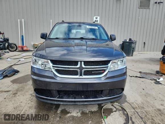 2019 Dodge Journey SE Value with VIN 3C4PDCAB7KT746861, listed as a Copart auction lot 71183125 with 75,993 mi miles and Salvage title. Bid and sale history available at DreamBid. Image 5.