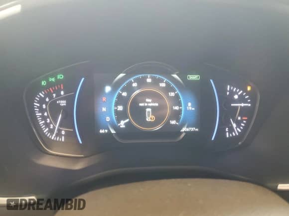 2020 Hyundai Santa Fe SEL with VIN 5NMS33AD3LH152071, listed as a Copart auction lot 81766965 with 106,737 mi miles and Salvage title. Bid and sale history available at DreamBid. Image 9.