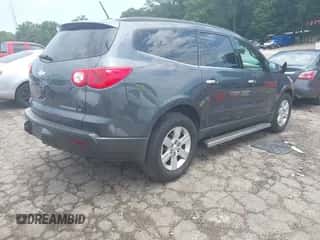 2011 Chevrolet Traverse 2LT z VIN 1GNKVJED9BJ223783, wystawiony jako IAAI lot #42605454 z przebiegiem 186 884 mil mil oraz . Historia ofert i sprzedaży dostępna na DreamBid. Obrazek 4.