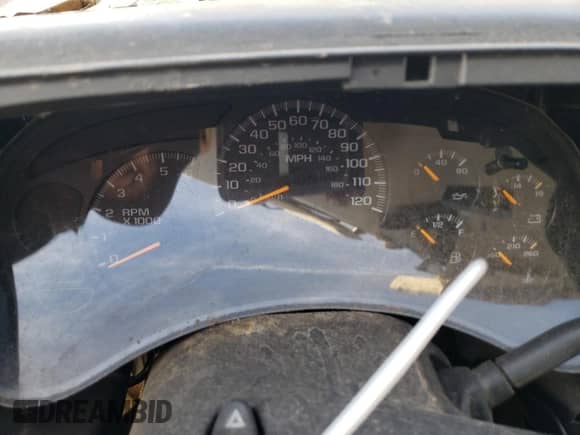 2005 Chevrolet Suburban LS с VIN 3GNFK16Z55G124551, выставлен на аукционе Copart как лот 49131434 с пробегом Не указан миль и Списание • Salvage title. История ставок и продаж доступна на DreamBid. Изображение 9.