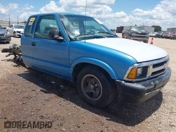 1995 Chevrolet S-10 LS с VIN 1GCCS19Z9S8262487, выставлен на аукционе IAAI как лот 42671024 с пробегом 227 670 миль миль и . История ставок и продаж доступна на DreamBid. Изображение 1.
