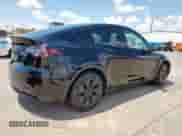 2024 Tesla Model Y Long Range with VIN 7SAYGAEE0RF159224, listed as a Copart auction lot 68552555 with 20,077 mi miles and Clean title. Bid and sale history available at DreamBid. Image 3.