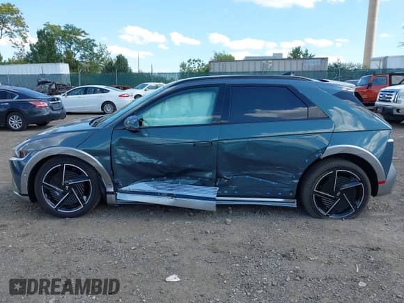 2025 Hyundai Ioniq 5 with VIN 7YAKRDDC9SY023106, listed as a IAAI auction lot 43079767 with 853 mi miles and . Bid and sale history available at DreamBid. Image 15.