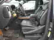 2017 Chevrolet Silverado 3500HD High Country с VIN 1GC4K1EYXHF234980, выставлен на аукционе Copart как лот 43928055 с пробегом 705 700 миль миль и Списание • Salvage title. История ставок и продаж доступна на DreamBid. Изображение 7.