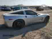 2008 Chevrolet Corvette с VIN 1G1YY25W585127189, выставлен на аукционе Copart как лот 80137415 с пробегом 62 666 миль миль и Списание • Salvage title. История ставок и продаж доступна на DreamBid. Изображение 3.