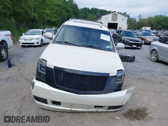 2012 Cadillac Escalade Luxury с VIN 1GYS4BEF2CR241641, выставлен на аукционе IAAI как лот 42623148 с пробегом 172 326 миль миль и . История ставок и продаж доступна на DreamBid. Изображение 12.