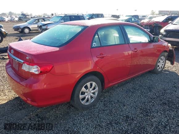 2011 Toyota Corolla S с VIN 2T1BU4EE5BC568441, выставлен на аукционе IAAI как лот 43228259 с пробегом 105 677 миль миль и . История ставок и продаж доступна на DreamBid. Изображение 4.