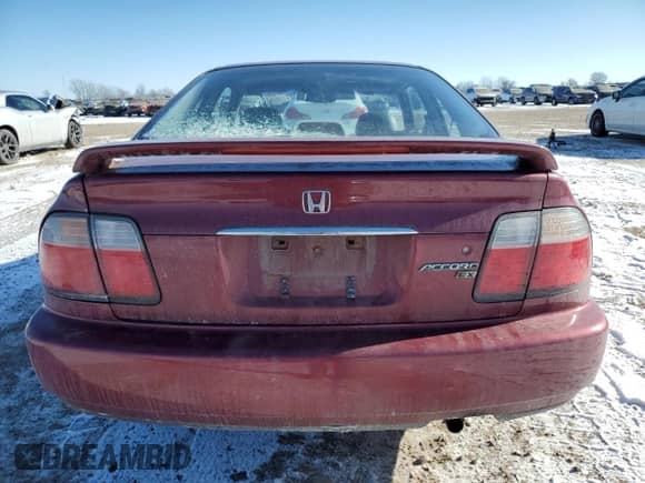 1996 Honda Accord EX with VIN 1HGCD726XTA025483, listed as a Copart auction lot 88295295 with 186,756 mi miles and Salvage title. Bid and sale history available at DreamBid. Image 6.