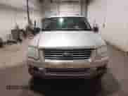 2006 Ford Explorer XLT z VIN 1FMEU73856UB59887, wystawiony jako IAAI lot #41462046 z przebiegiem Nie podano mil oraz . Historia ofert i sprzedaży dostępna na DreamBid. Obrazek 12.