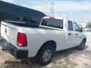 2020 Ram 1500 Tradesman z VIN 1C6RR6FGXLS117749, wystawiony jako IAAI lot #42084572 z przebiegiem 137 970 mil mil oraz . Historia ofert i sprzedaży dostępna na DreamBid. Obrazek 13.