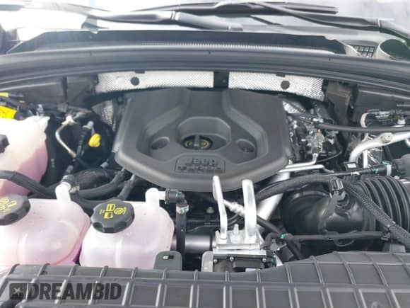 2024 Jeep Grand Cherokee Overland with VIN 1C4RJYD64RC712928, listed as a IAAI auction lot 41719688 with 2,636 mi miles and . Bid and sale history available at DreamBid. Image 10.