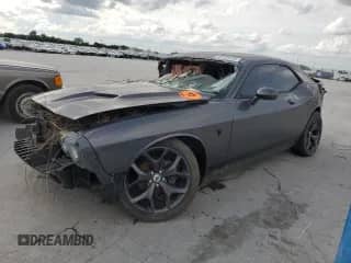 2017 Dodge Challenger SXT Plus z VIN 2C3CDZAG5HH659463, wystawiony jako Copart lot #82041655 z przebiegiem 39 084 mil mil oraz Szkoda całkowita • Salvage title. Historia ofert i sprzedaży dostępna na DreamBid. Obrazek 1.