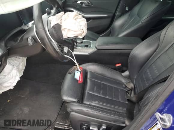 2020 BMW 3 Series M340i z VIN 3MW5U7J06L8B42538, wystawiony jako Copart lot #54375375 z przebiegiem 75 084 mil mil oraz Szkoda całkowita • Salvage title. Historia ofert i sprzedaży dostępna na DreamBid. Obrazek 7.