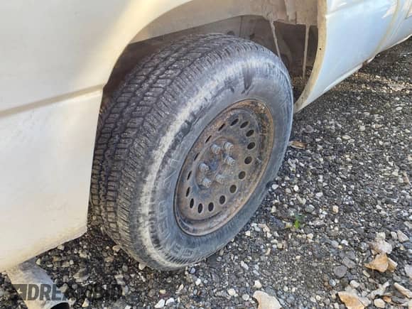 2006 Chevrolet Silverado 1500 Work Truck с VIN 1GCEC19V46Z222918, выставлен на аукционе IAAI как лот 43538270 с пробегом 208 200 миль миль и . История ставок и продаж доступна на DreamBid. Изображение 29.