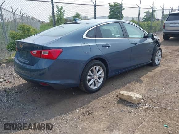 2024 Chevrolet Malibu LT с VIN 1G1ZD5ST0RF233010, выставлен на аукционе IAAI как лот 42466688 с пробегом 24 797 миль миль и . История ставок и продаж доступна на DreamBid. Изображение 4.