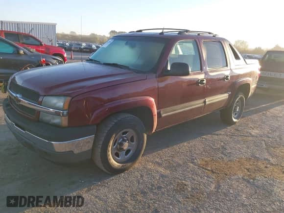 2005 Chevrolet Avalanche Z66 with VIN 3GNEC12Z15G228016, listed as a IAAI auction lot 43512608 with 218,133 mi miles and . Bid and sale history available at DreamBid. Image 2.