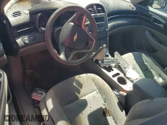 2015 Chevrolet Malibu LS z VIN 1G11B5SL9FF156006, wystawiony jako Copart lot #81767895 z przebiegiem Nie podano mil oraz Szkoda całkowita • Salvage title. Historia ofert i sprzedaży dostępna na DreamBid. Obrazek 8.