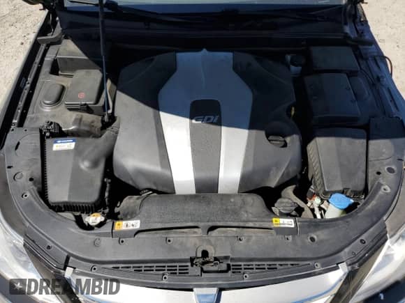 2014 Hyundai Genesis 3.8L z VIN KMHGC4DD3EU265095, wystawiony jako Copart lot #70248004 z przebiegiem 120 669 mil mil oraz Czysty tytuł • Clean title. Historia ofert i sprzedaży dostępna na DreamBid. Obrazek 11.