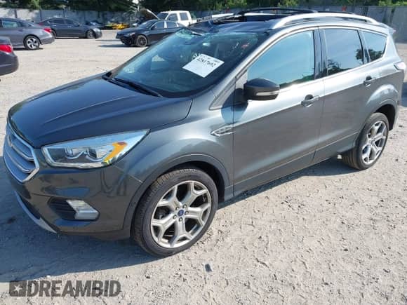 2017 Ford Escape Titanium с VIN 1FMCU9JD2HUA17583, выставлен на аукционе IAAI как лот 42817692 с пробегом 58 415 миль миль и . История ставок и продаж доступна на DreamBid. Изображение 17.
