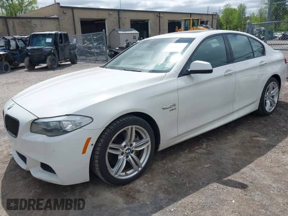 2011 BMW 5 Series 550i xDrive with VIN WBAFU9C54BC786247, listed as a IAAI auction lot 42313094 with 85,354 mi miles and . Bid and sale history available at DreamBid. Image 2.